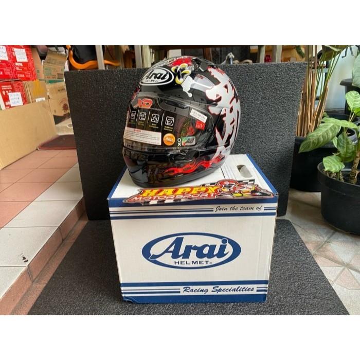 HELM FULL FACE Arai SNI XD Dragon Black