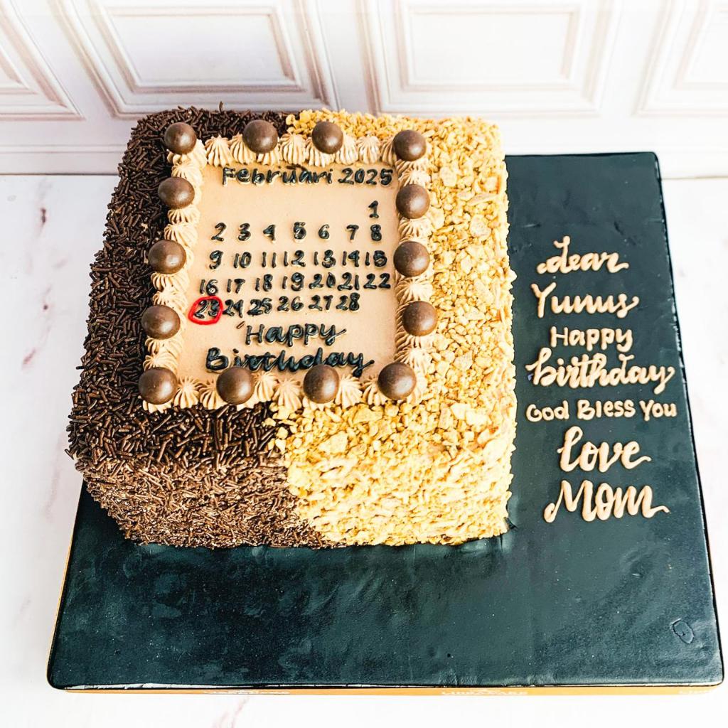 

Kue Ulang tahun/Birthday cake/Kue Ultah Tema Peanut/Kue Birthday Jakarta