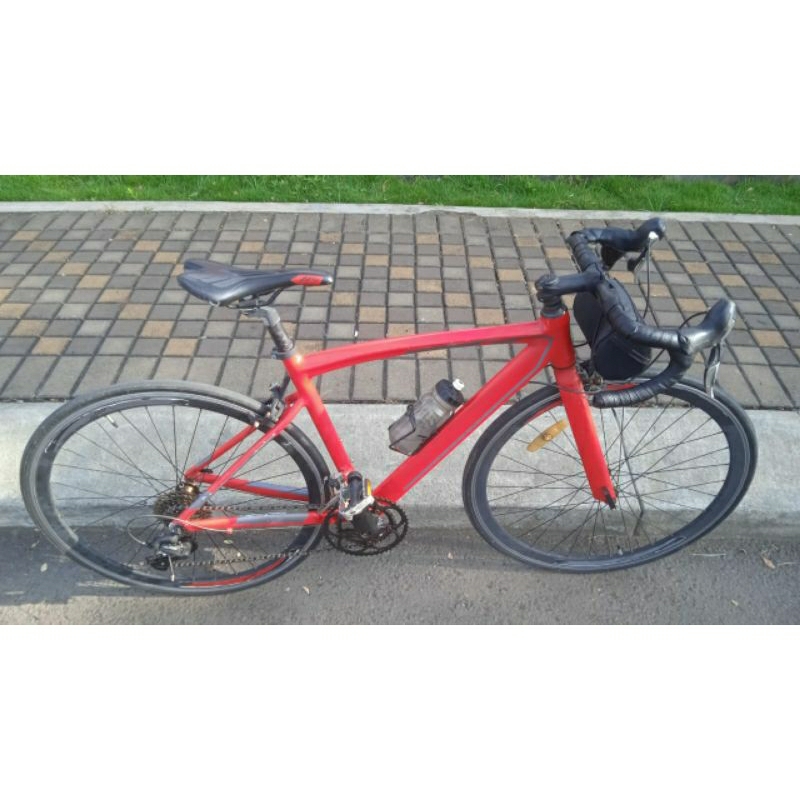 sepeda roadbike genio breaker Rg1 merah