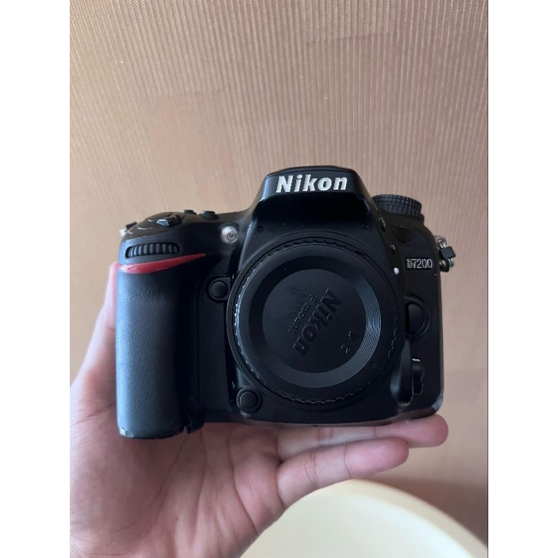 NIKON D7200 LIKE NEW BODY ONLY