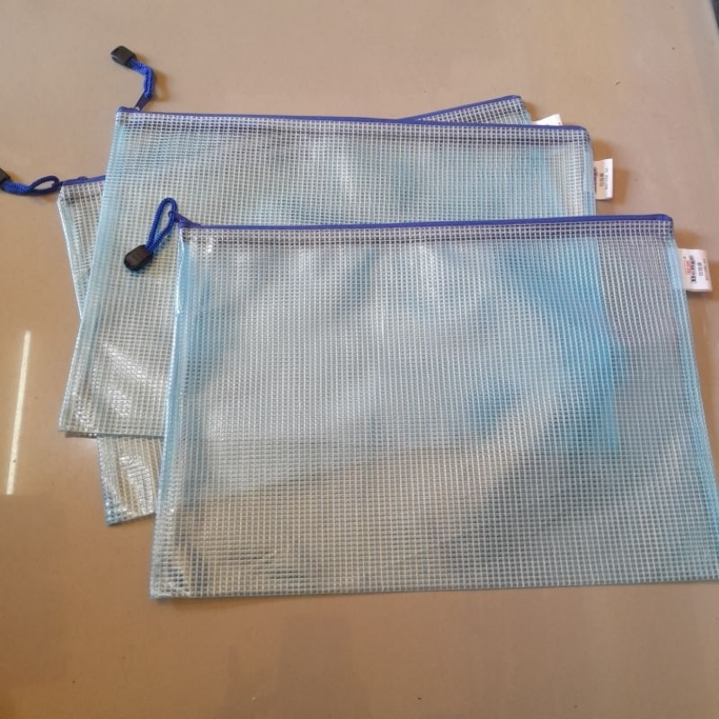 

1 pak isi 10 ZIPER A4 RESLETING DOKUMEN BAG A4/ MAP ZIPER RESLETING A4