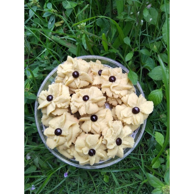 

KUE SEMPRIT / DAHLIA KEMASAN TOPLES 500 GRAM