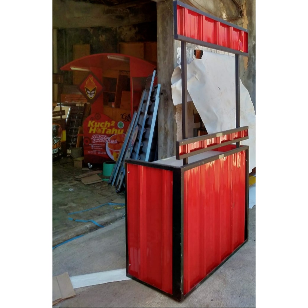 Booth lipat besi ukuran 80x45x170 cm