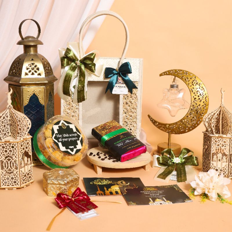 

Hampers Lebaran isi Cokelat Dubai Don