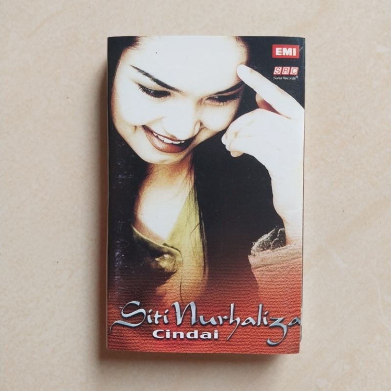 KASET SITI NURHALIZA ALBUM CINDAI