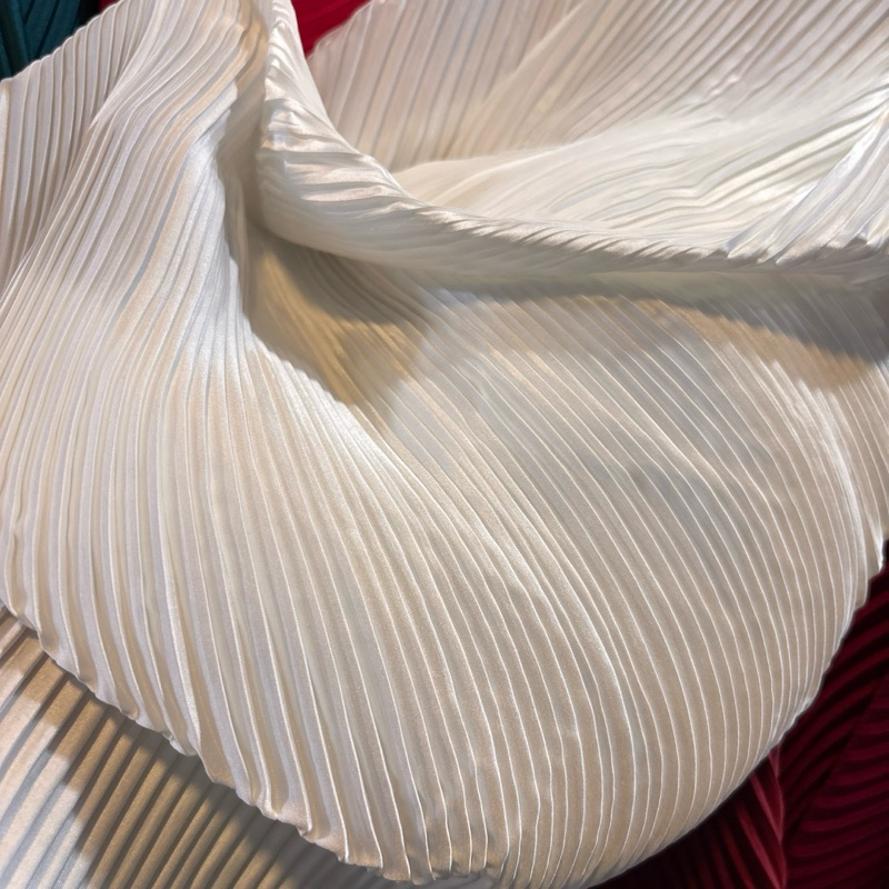 Kain Plisket Polos Premium - kain plisket silk premium - kain polos premium - kain pleats premium - 