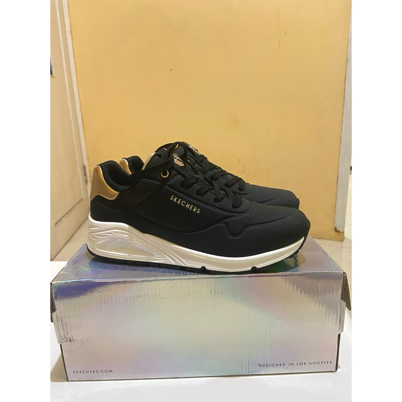 Skechers Black gold