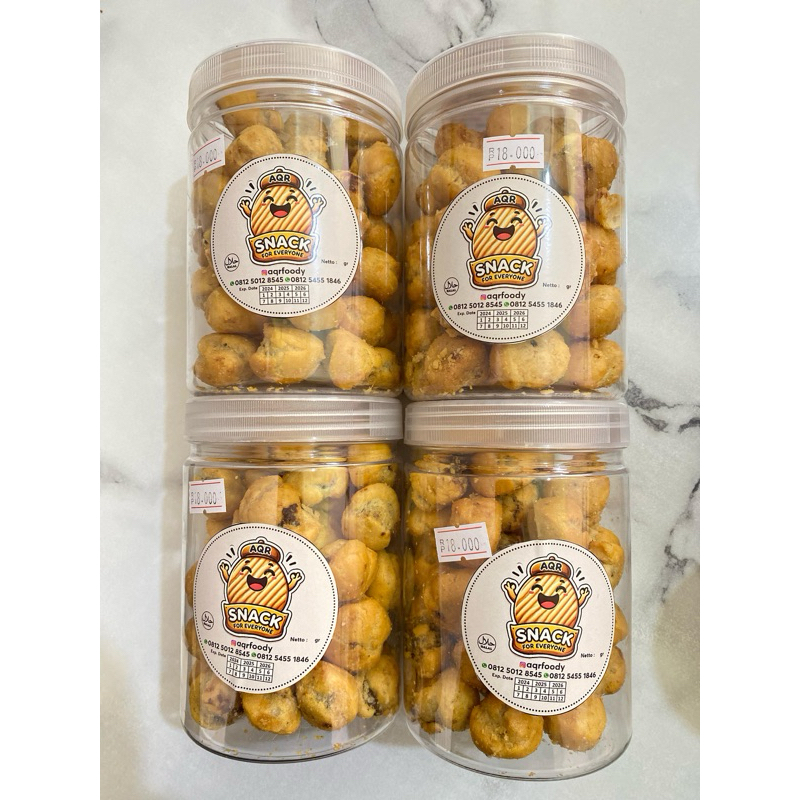 

snack soes kering coklat toples aqrfoody