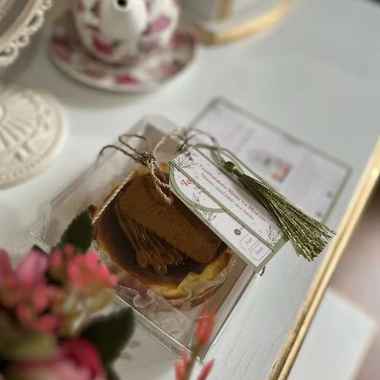 

Hampers Lebaran | Hampers Idul Fitri - Basque Burnt Cheesecake