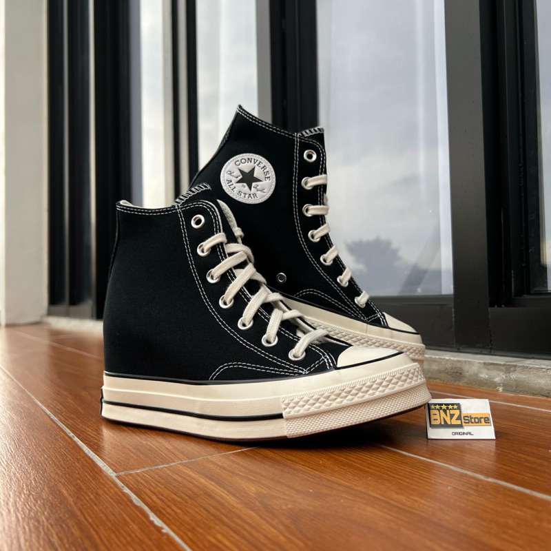 Sepatu Sneakers Wanita Converse Chuck 70 Hi Wedge Black/White