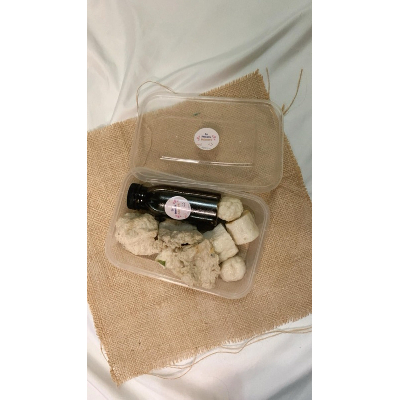 

PEMPEK IKAN ASLI PALEMBANG