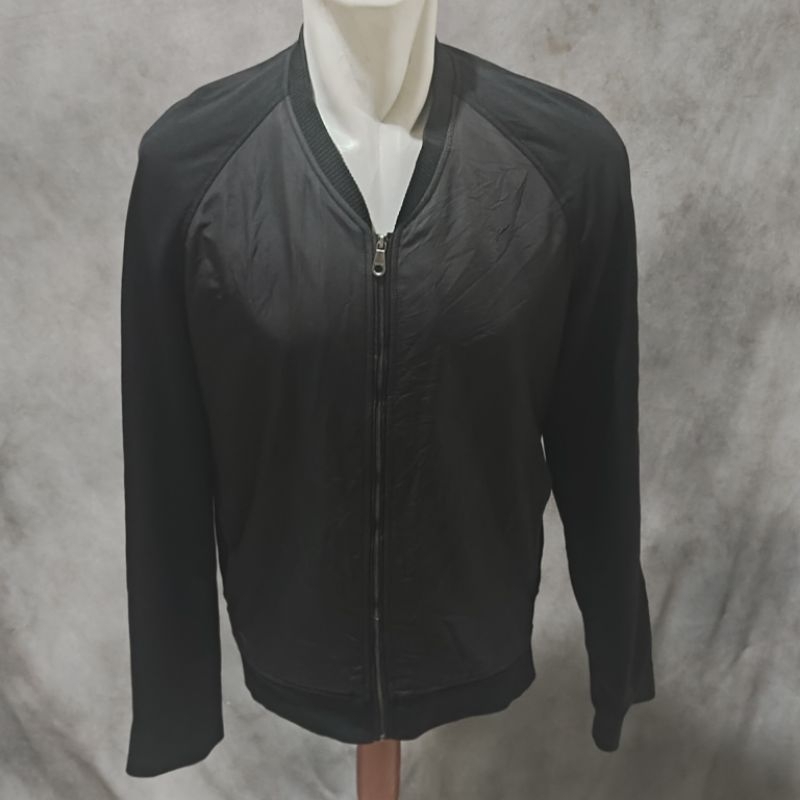 Jaket Bomber Casual Hitam Keren Second