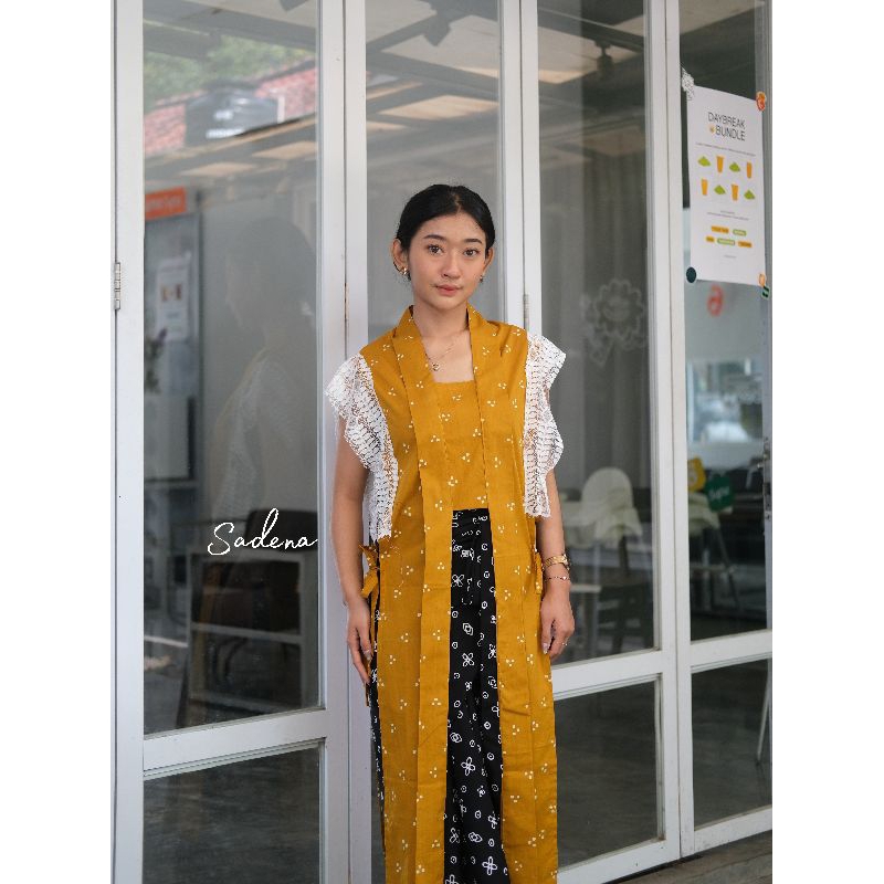 Outer Kebaya Batik Sadena - Kaluna