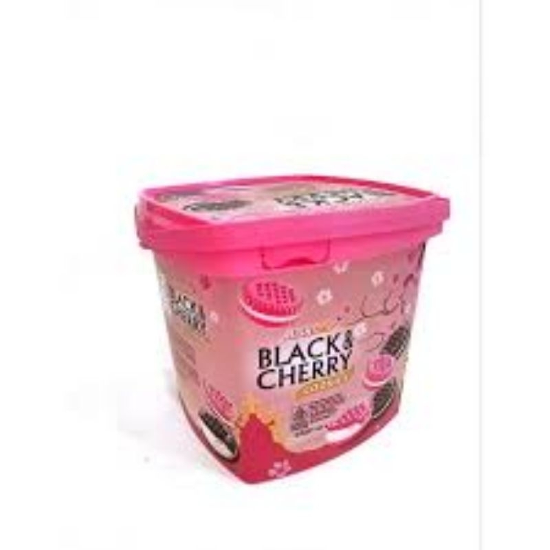 

Biskuit Biskitop Black & Cherry Cookies Ember 360 gr