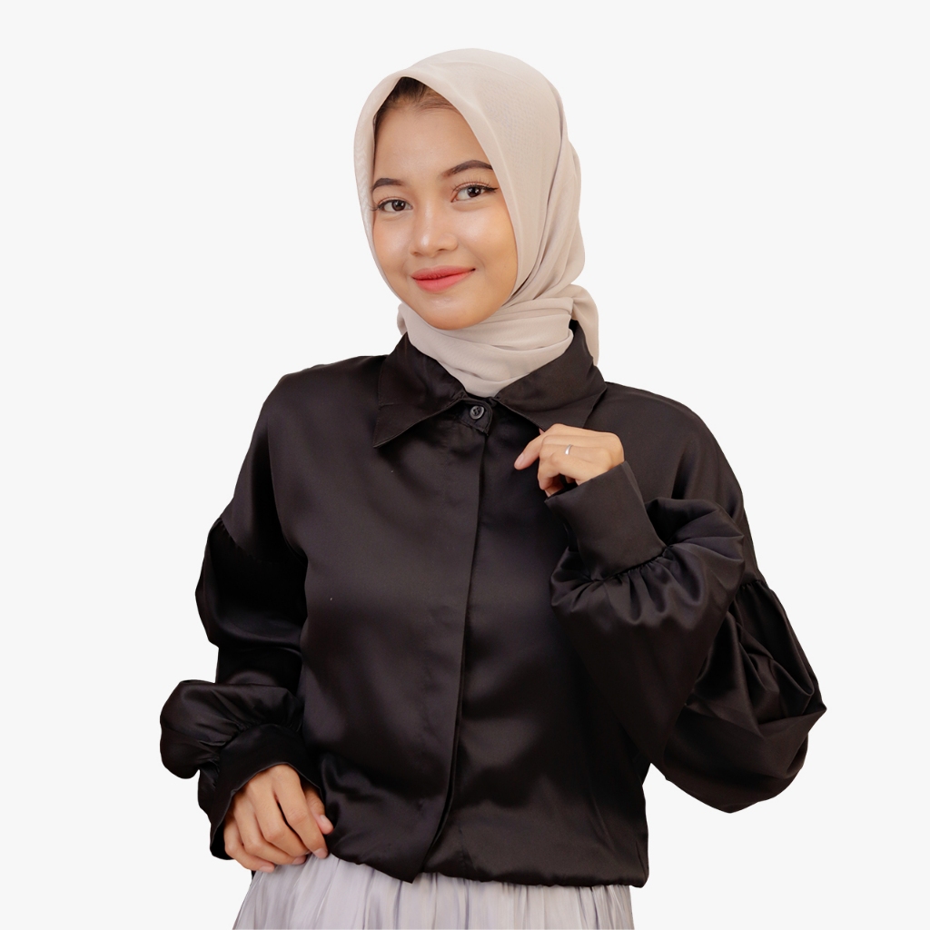 A&G Apparel Blouse Satin Silk Rachelle Atasan Kemeja Wanita Crop Top Korean Style One Size Kekinian