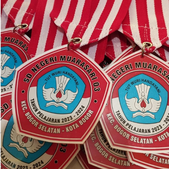 MEDALI AKRILIK MEDALI WISUDA MEDALI KELULUSAN MEDALI MURAH MEDALI 1 SISI MEDALI SD MEDALI TK