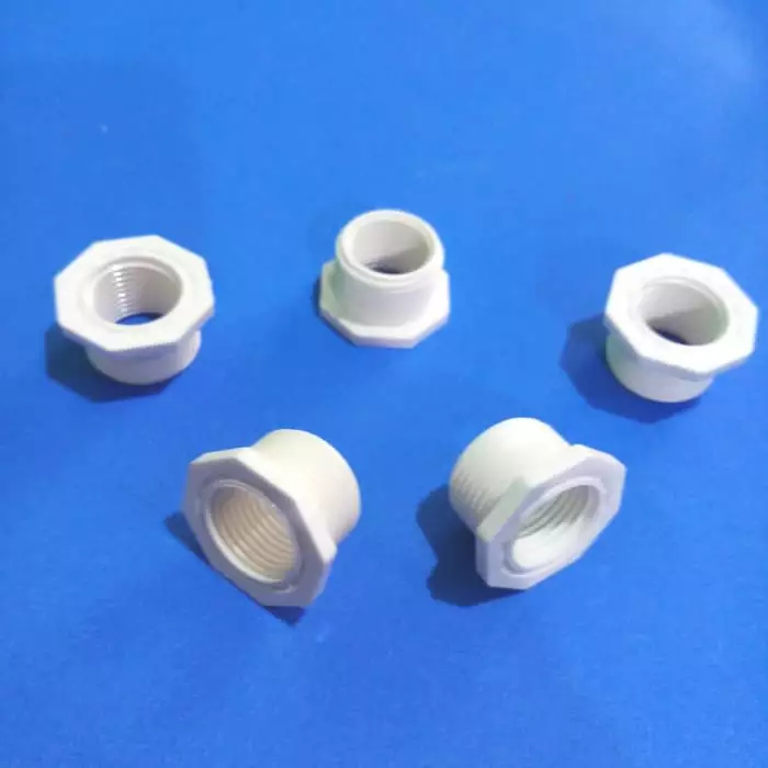Vlok ring drat luar3/4"×drat dalam 1/2" pvc