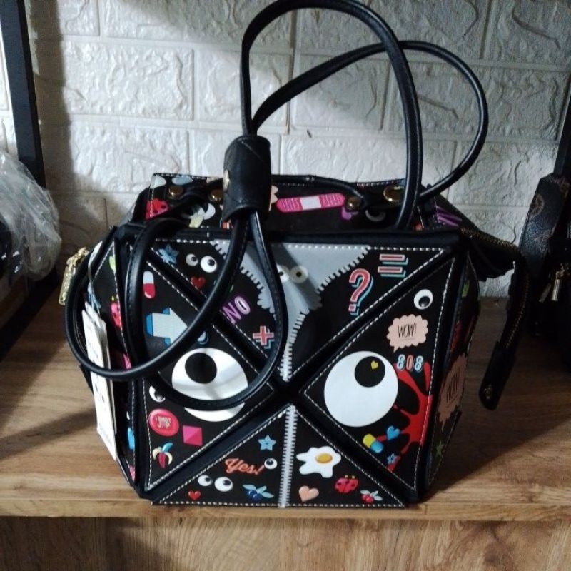 Eye Theme