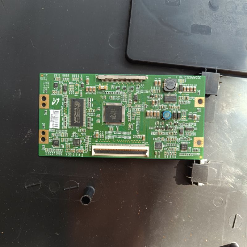 Ticon tikon tcon tv Polytron PLM 32M12 PLM32M12 original copotan