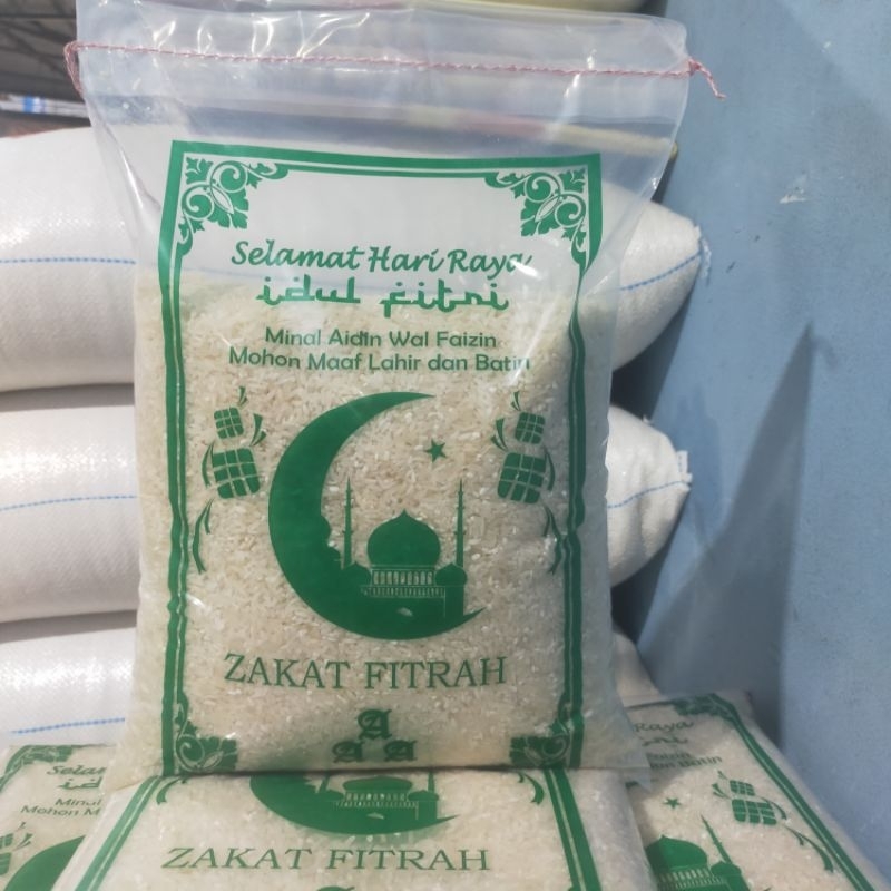 

Beras zakat fitrah 3,5 liter 1 orang
