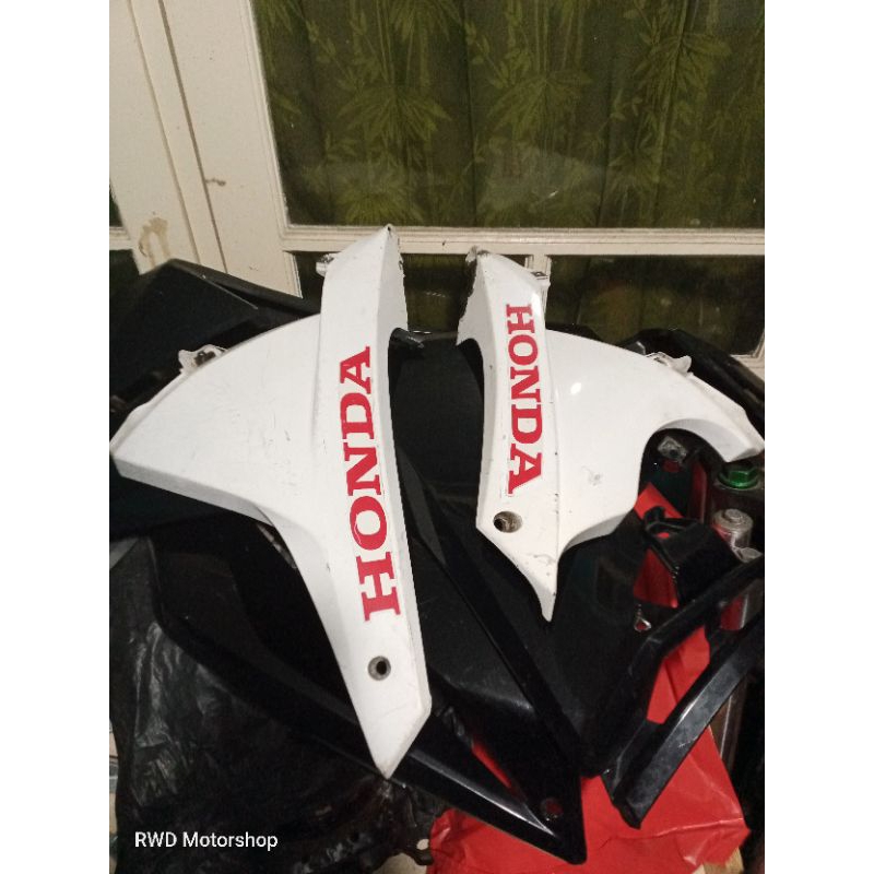 undercowl CBR150R k45A ORI lampu 2