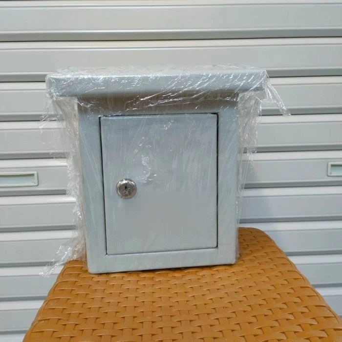 Box Panel Outdoor Topi 17x20x12 / Box Panel Topi 17x20x12