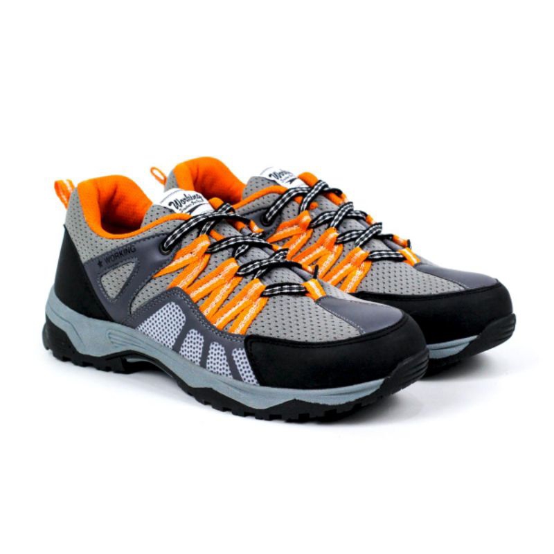 Sepatu Gunung/Hiking Outdoor Pria Waterproof Original, Murah, dan kekinian