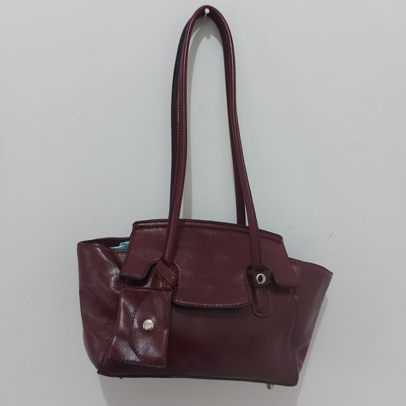 Tas Andari