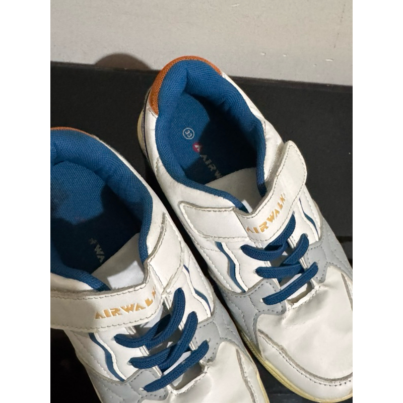 Sepatu sneaker anak Airwalk original warna putih