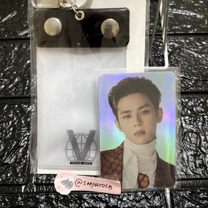 WAYV KUN TAKE OFF KEYRING SET PHOTOCARD
