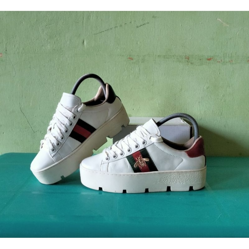 sepatu Gucci ace Embroidered platform