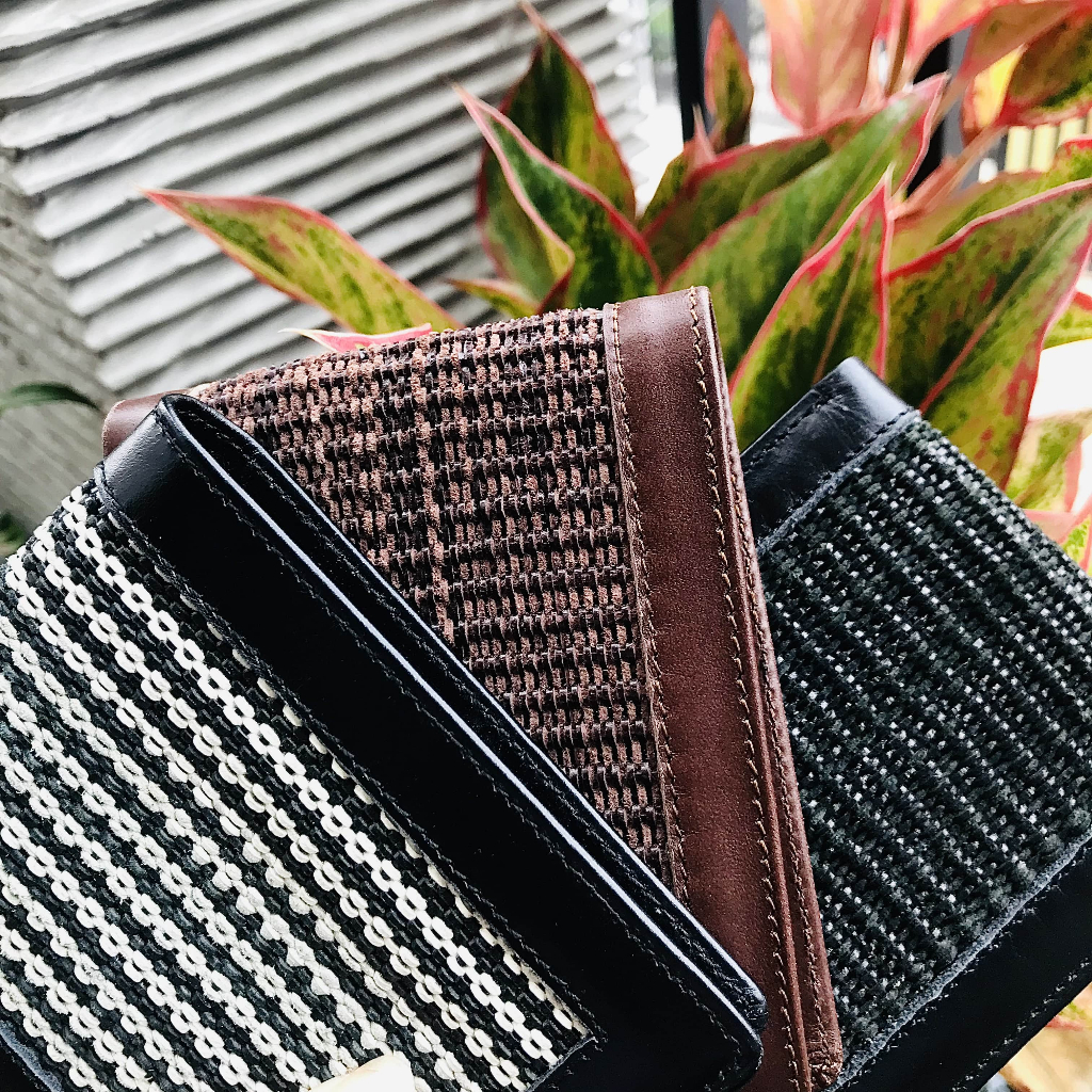 Dompet Kulit Motif Rajut Adriell Cirillo