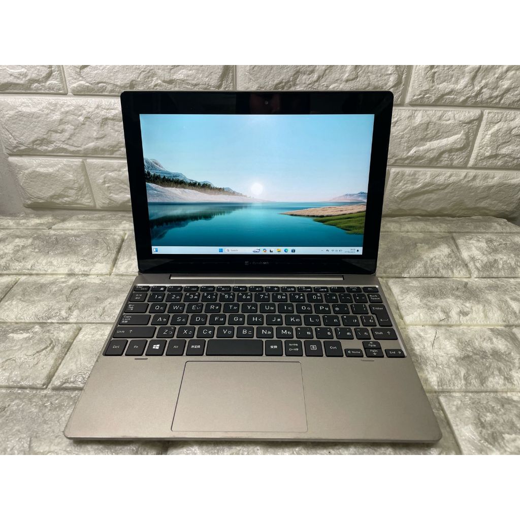 Laptop tablet 2IN1 Toshiba Dynabook K50 Harga Sejutaan