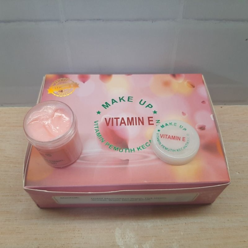 Cream Vitamin E Untuk Wajah Dus Pink Lusinan