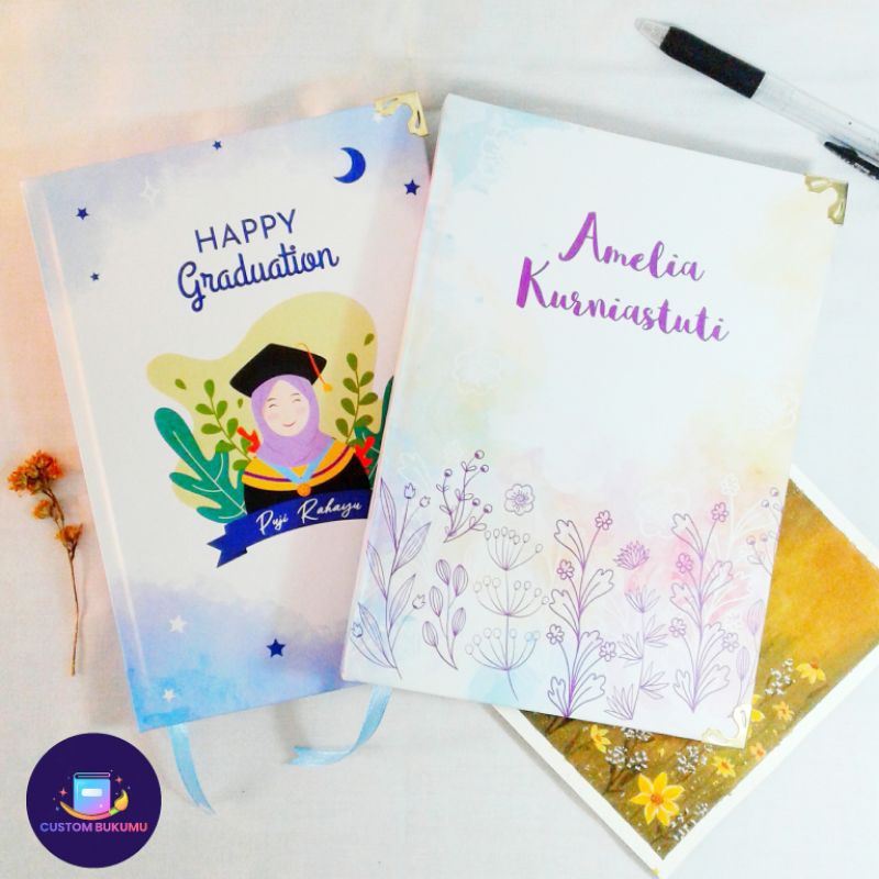 

CUSTOM NOTEBOOK A5 HARDCOVER-TEMA GRADUATION (KELULUSAN)