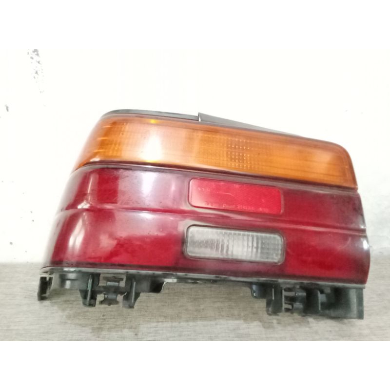 stoplamp bagasi/lampu belakang Toyota Corolla Great thn 1992 merk koito made in japan original bagia