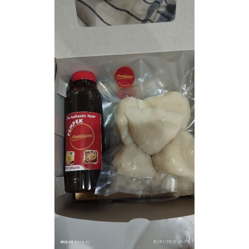 

Pempek kapal selam