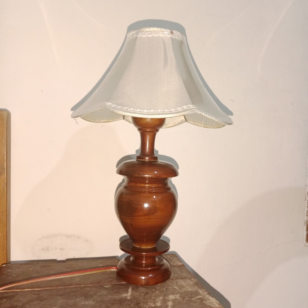 lampu tidur kayu antik jati