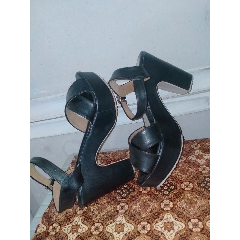 LANEIGE DRANATA HEELS by Dives Shoes | PL Preloved Pribadi | like new