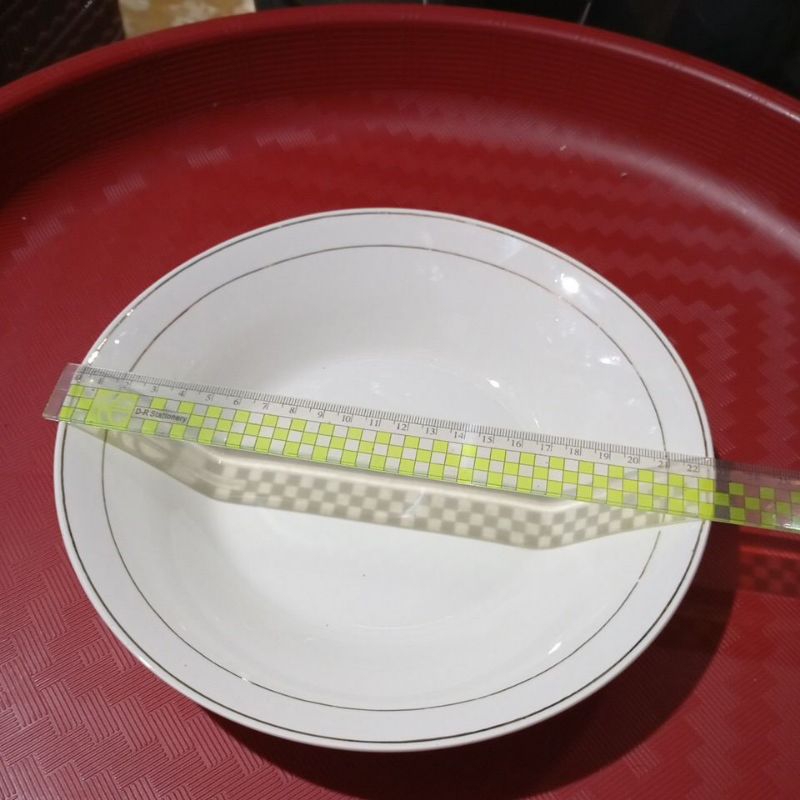 Piring Makan Kaca Putih