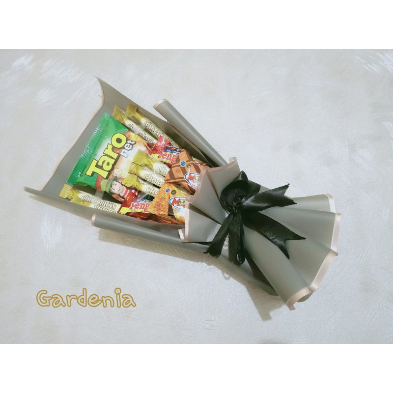 

Bucket snack mix medium