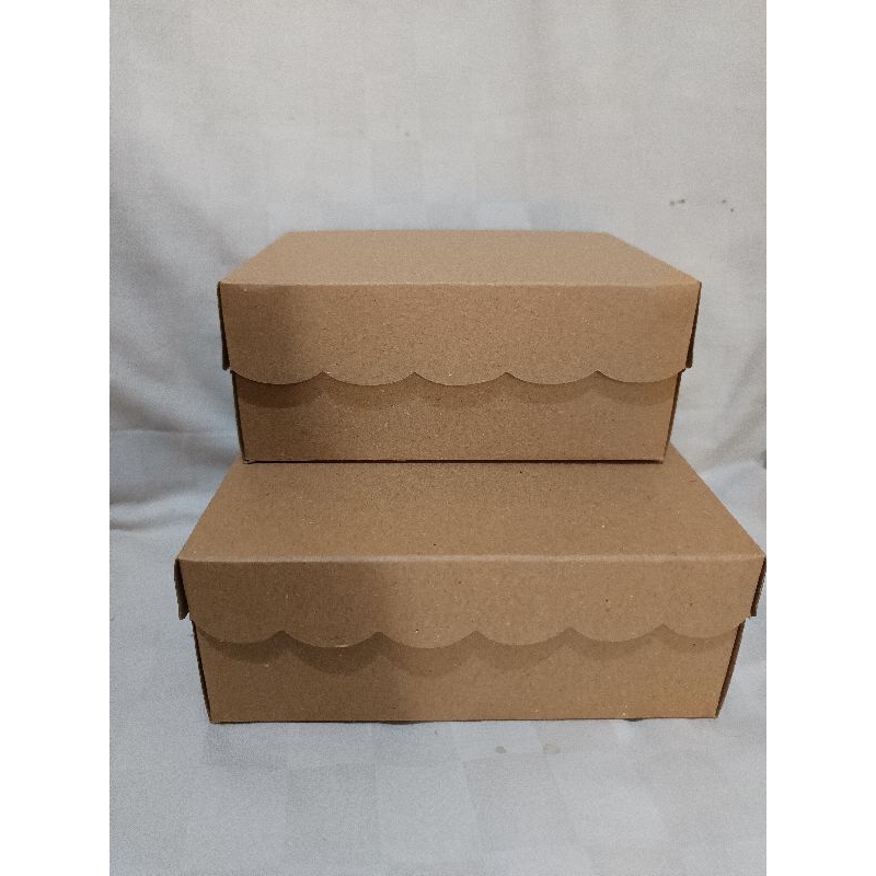 

KOTAK DUS CRAFT COKLAT/KOTAK NASI CATERING DAN KUE