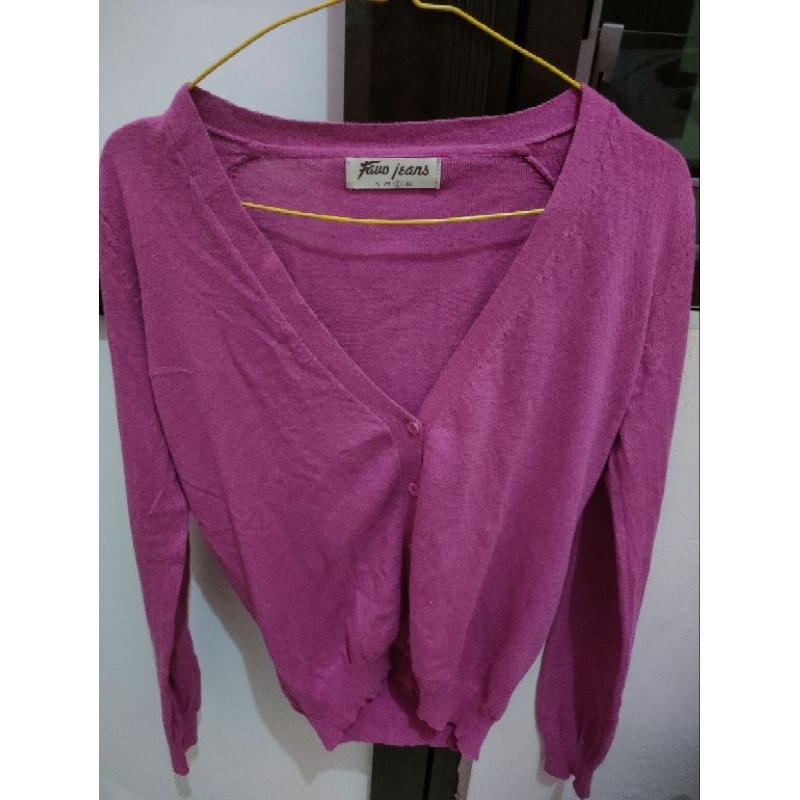 cardigan ungu