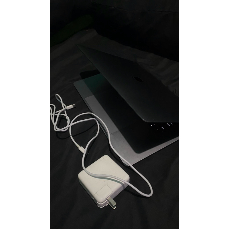 macbook pro 2019