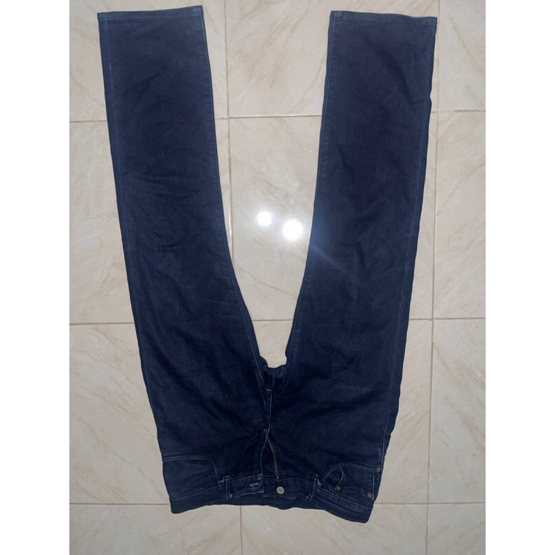 Levis 502 & Hollister Cargo