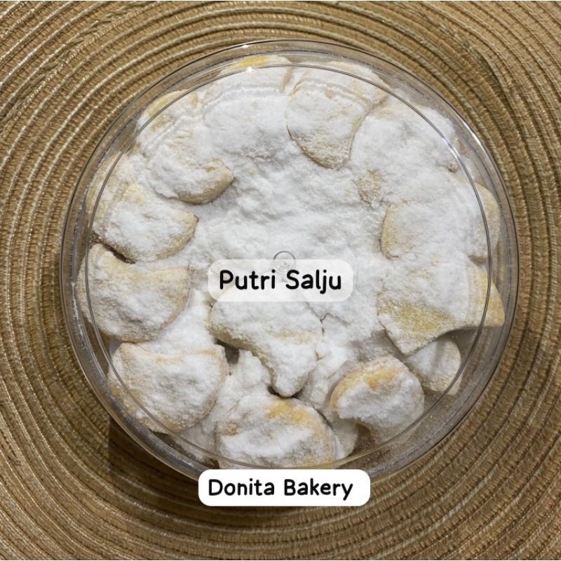 

Putri salju, snow white