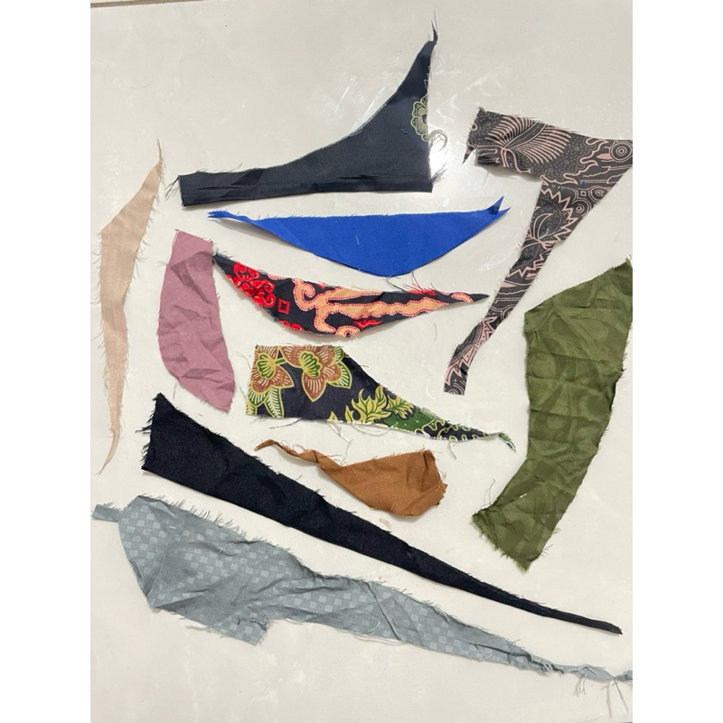 Sisa Kain majun / Kain Perca / Isian Sofa/Bantal / Lap bengkel Kiloan