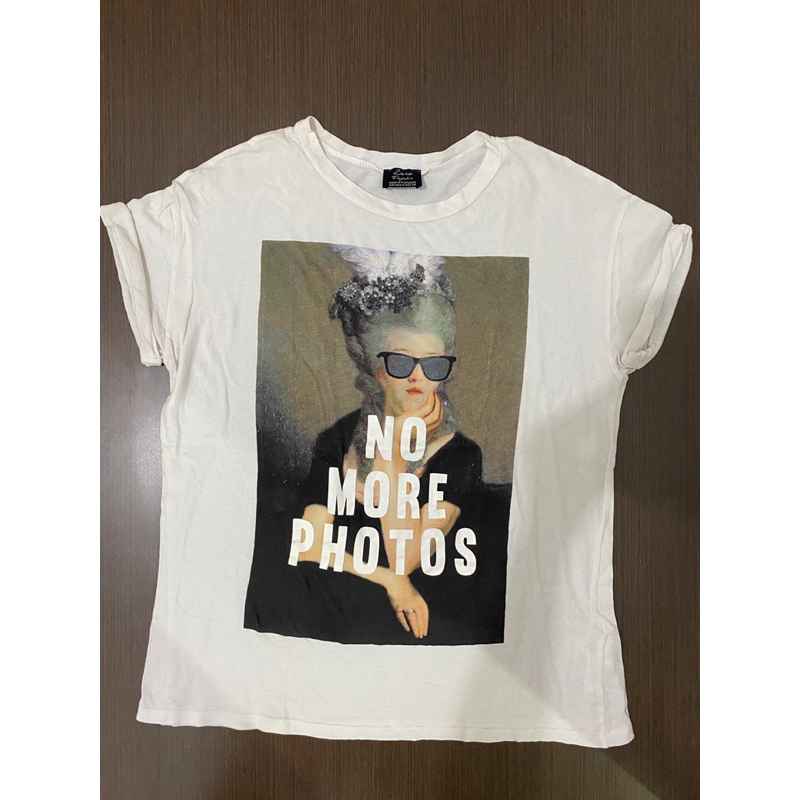 [PRELOVED] ZARA Graphic Tee / T-Shirt / Kaos Wanita