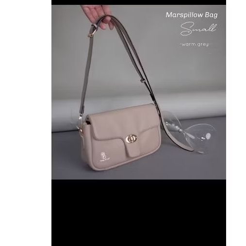 PRELOVED,TAS SLEMPANG BY SALLY SALLY SCARF