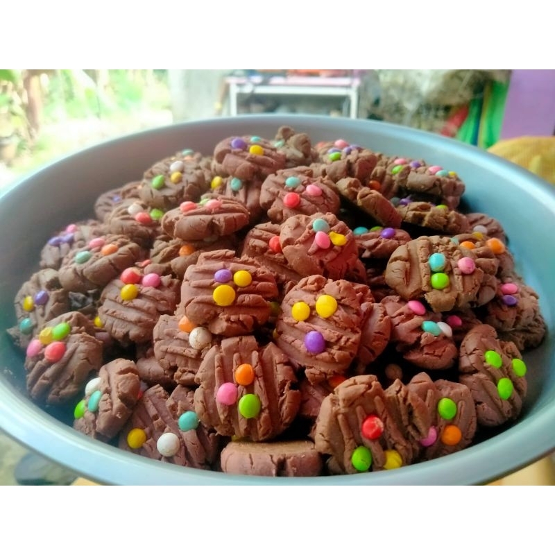 

Paket 2 KuKer Nastar Klasik Kastengel Putri Salju Pandan Cookies Roti Kacang